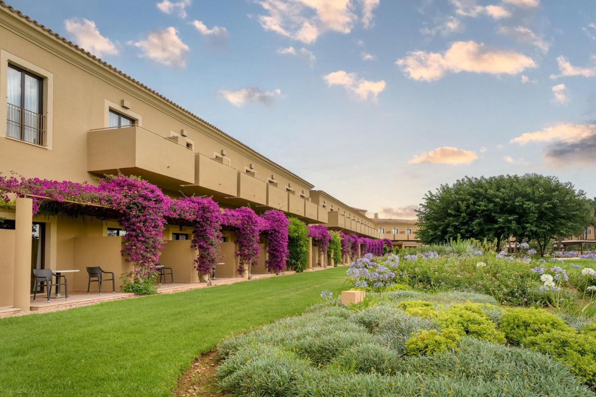 Hacienda Son Antem Golf Resort, Autograph Collection Лукмахор Екстериор снимка